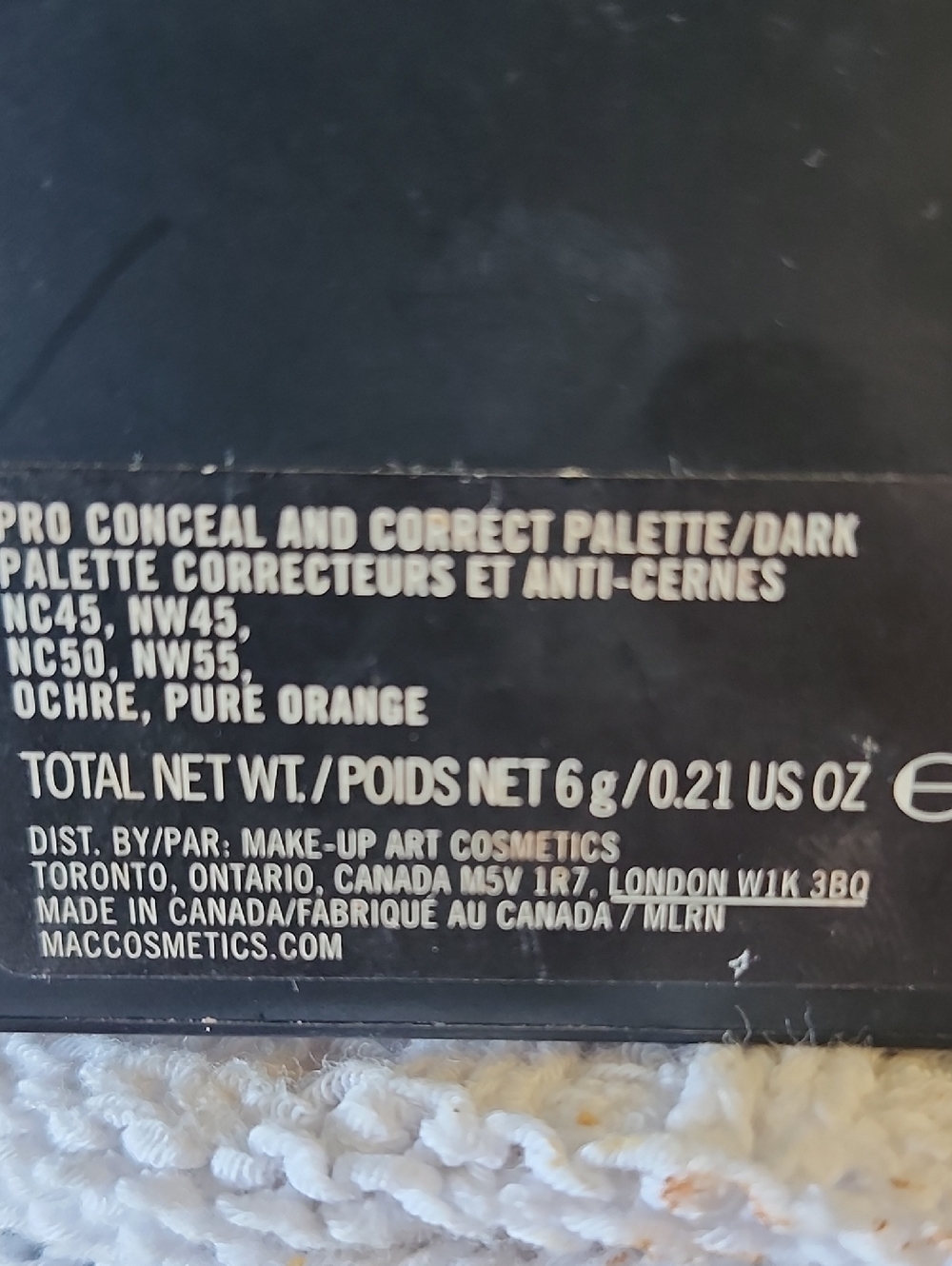 MAC Cosmetics Pro Conceal & Correct Palette - Black Compact with White Text